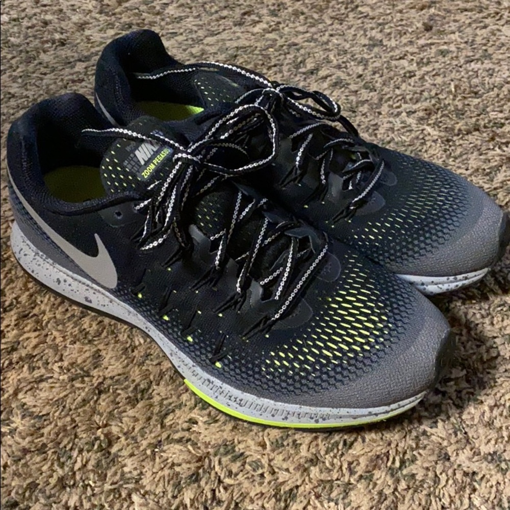 Women’s Nike Zoom Pegasus 33